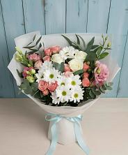 Букет цветов из:  Розы, Лизиантусы и Хризантемы в Котово Новгородская область