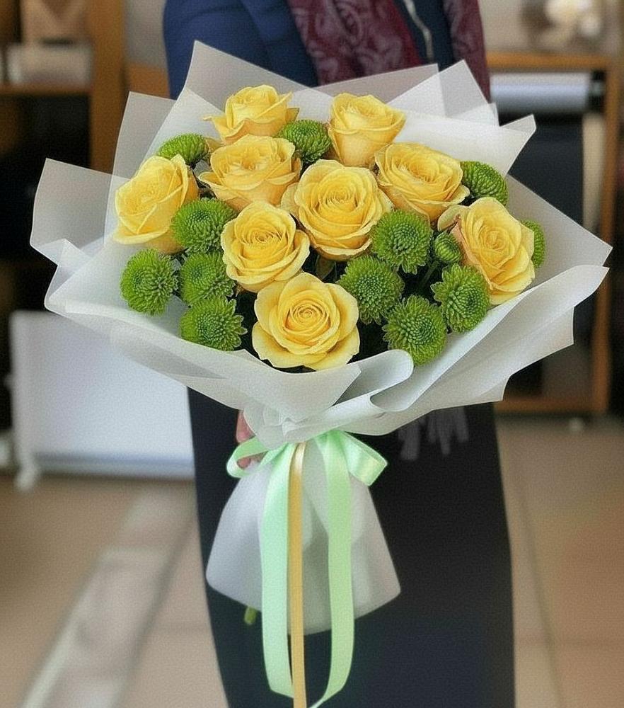 Букет цветов из: Хризантемы и Розы в Котово Новгородская область