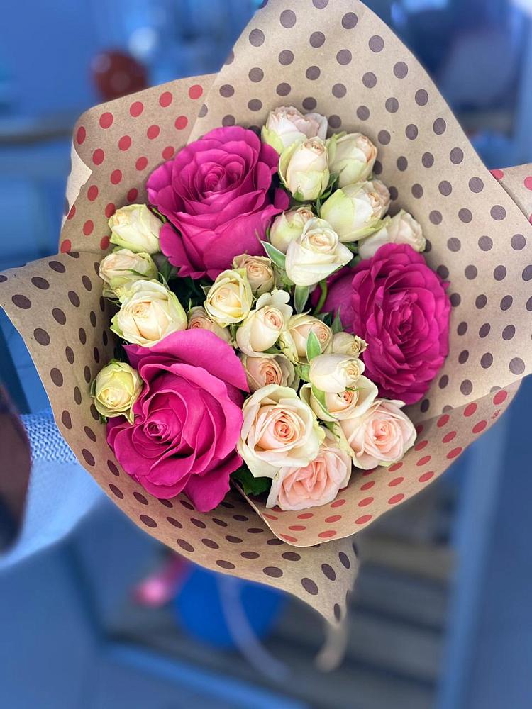 Букет цветов из: Розы в Котово Новгородская область