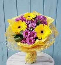 Букет цветов из:  Хризантемы и Герберы в Котово Новгородская область