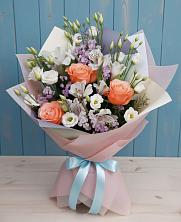 Букет цветов из:  Лизиантусы, Розы, Альстромерии и Гипсофила в Котово Новгородская область