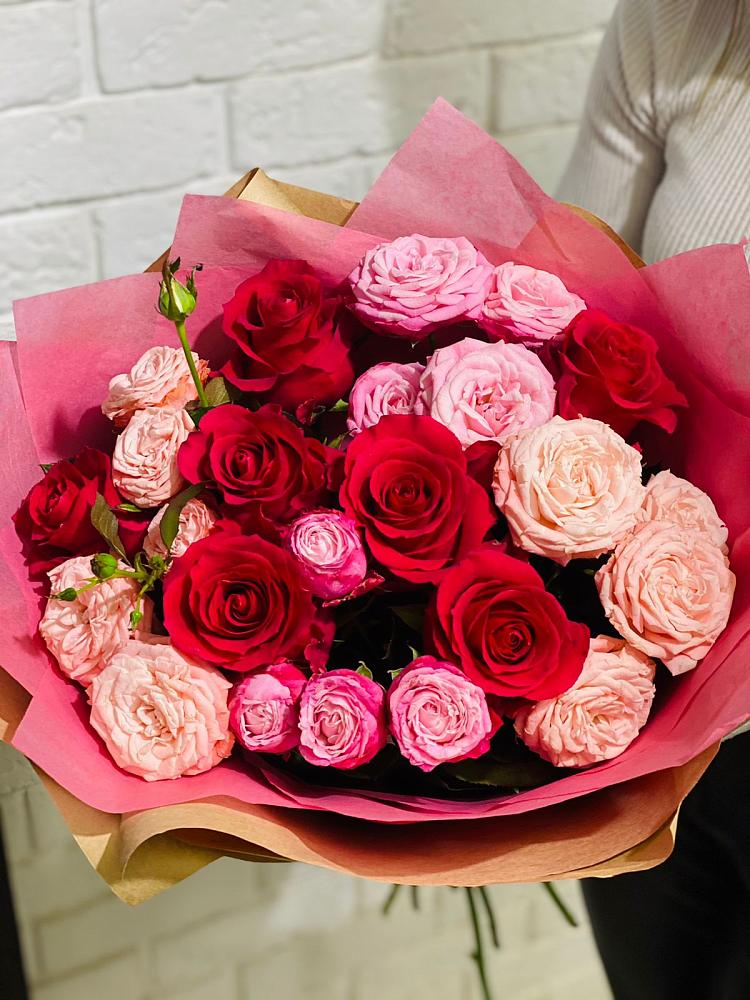 Букет цветов из: Розы в Котово Новгородская область