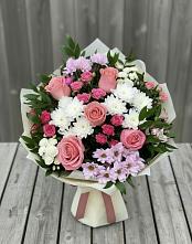 Букет цветов из:  Альстромерии, Гвоздики, Розы и Хризантемы в Котово Новгородская область