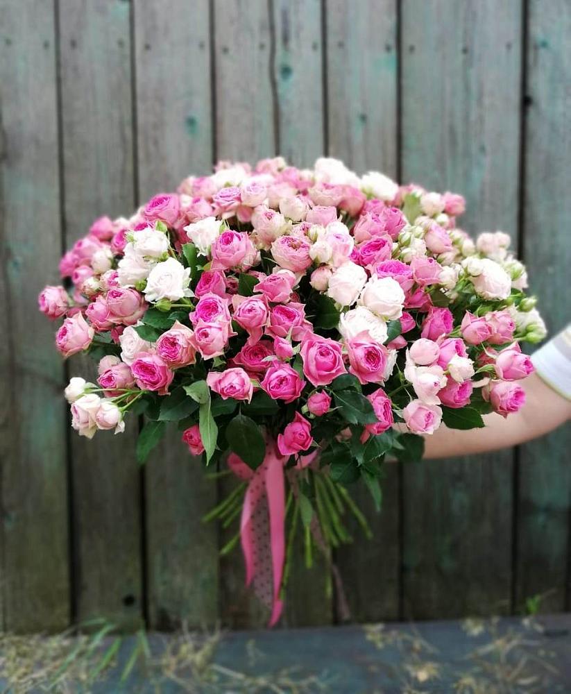 Букет Розовые кустовые розы Натали и Лав Лидия в Котово Новгородская область