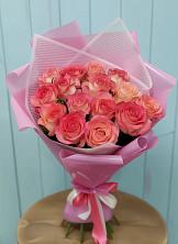 Букет 15 Розовых роз Равель в Котово Новгородская область