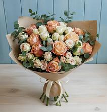 Букет цветов из:  Альстромерии и Розы в Котово Новгородская область